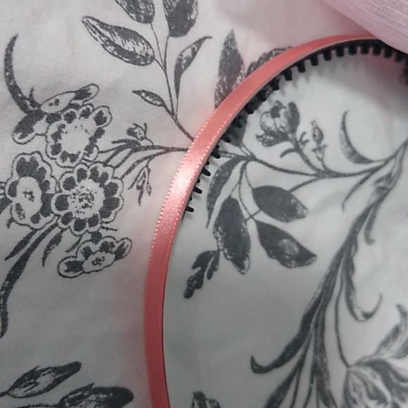 Nwot pink metal tutu bow tulle large avant garde slim thin skinny headband - Picture 5 of 16